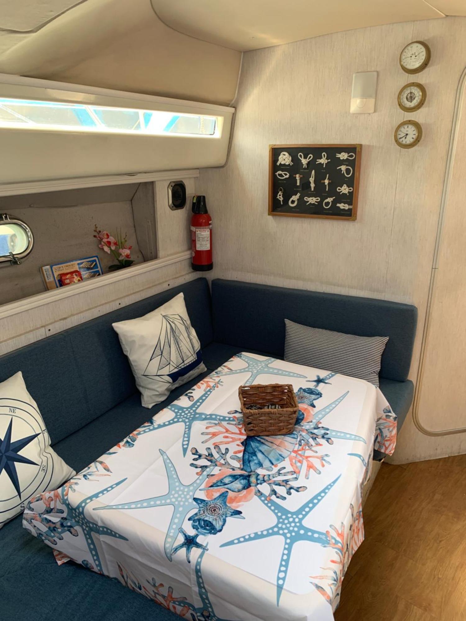 Vimaro Boat Hotel Barcelona Bagian luar foto